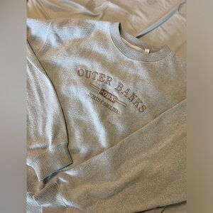 Outer banks size m sweater